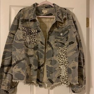 POL Camo and Cheetah Jacket XL